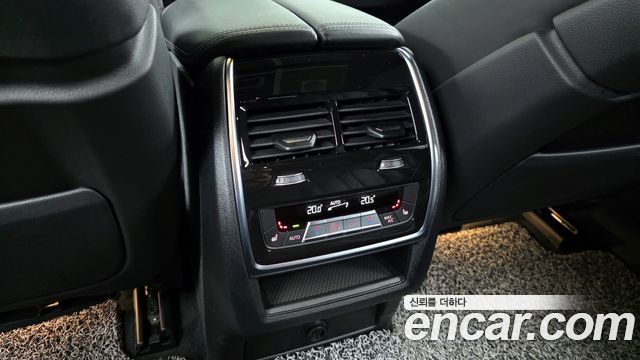 BMW X6 2023 — photo 19
