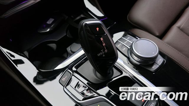 BMW X4 2021 — photo 9