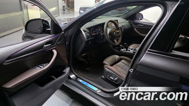 BMW X4 2021 — photo 10