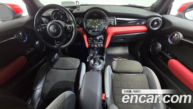 Mini Cooper 2021 — photo 7