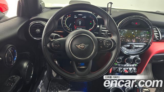 Mini Cooper 2021 — photo 13