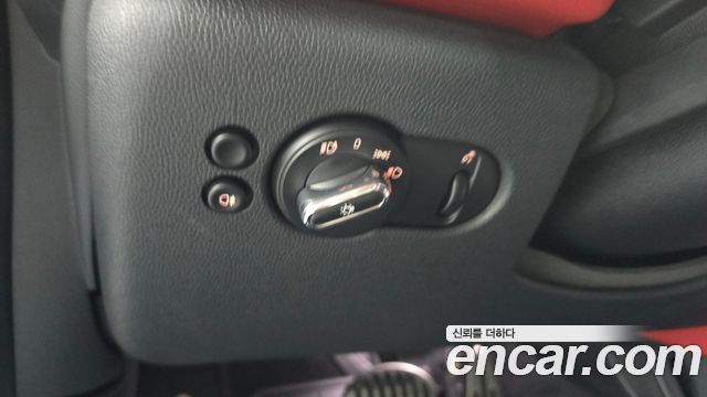 Mini Cooper 2021 — photo 17