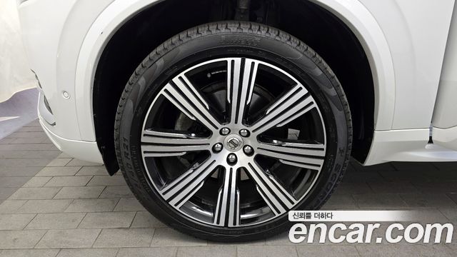 Volvo XC90 2022 — photo 5