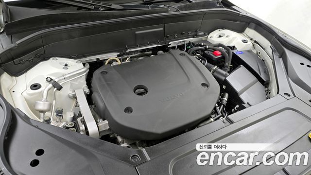 Volvo XC90 2022 — photo 6