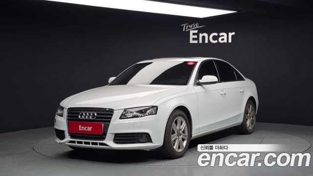 Audi A4 2012 — photo 1