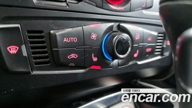 Audi A4 2012 — photo 16