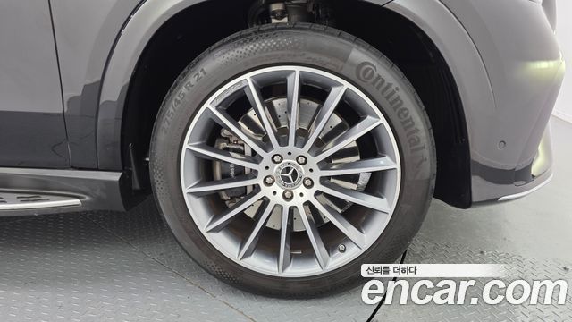Mercedes-Benz GLE-Class 2024 — photo 5