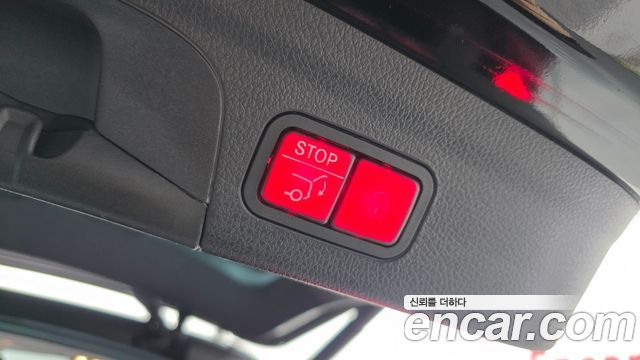 Mercedes-Benz GLE-Class 2024 — photo 17