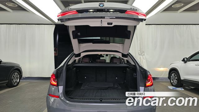 BMW Gran Turismo 2021 — photo 20