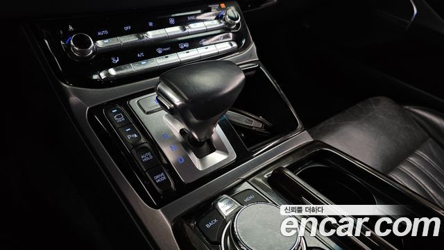 Genesis EQ900 2016 — photo 9