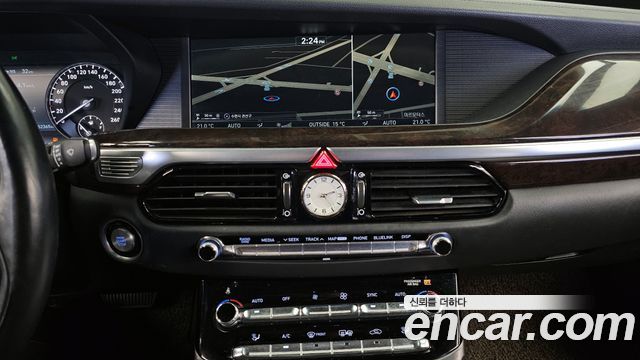 Genesis EQ900 2016 — photo 14
