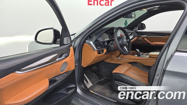 BMW X6 2018 — photo 10
