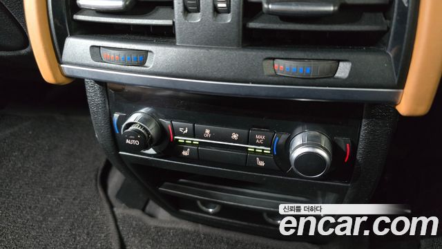 BMW X6 2018 — photo 18