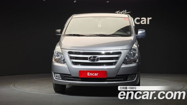 Hyundai Starex 2017 — photo 3