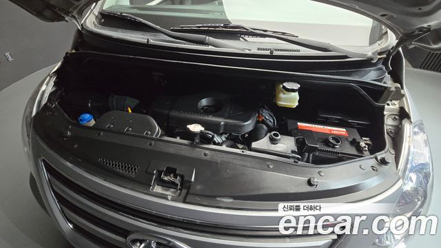 Hyundai Starex 2017 — photo 6