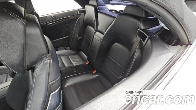 Mercedes-Benz E-Class 2015 — photo 11