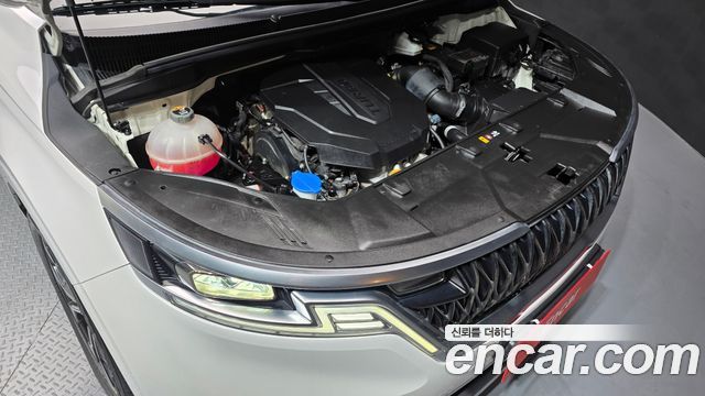 Kia Canival 2021 — photo 6