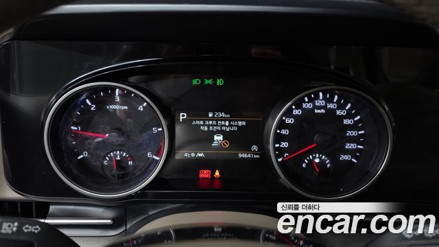 Kia Canival 2021 — photo 8