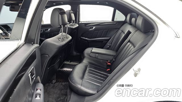 Mercedes-Benz E-Class 2014 — фото 12