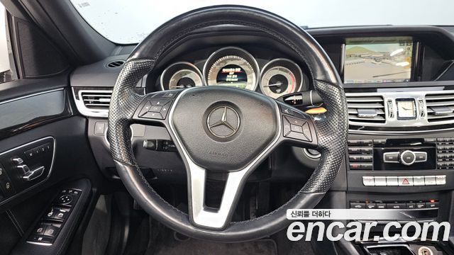 Mercedes-Benz E-Class 2014 — фото 14