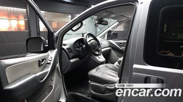 Hyundai Starex 2015 — photo 10