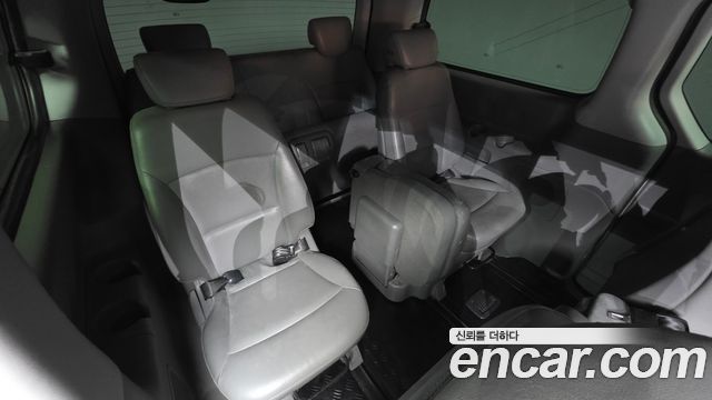 Hyundai Starex 2015 — photo 19