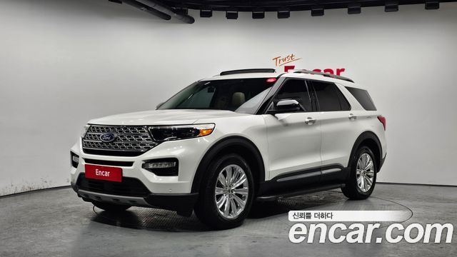 Ford Explorer 2020 — photo 1