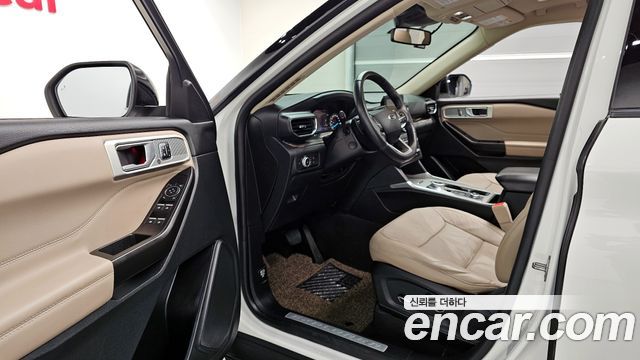 Ford Explorer 2020 — photo 12