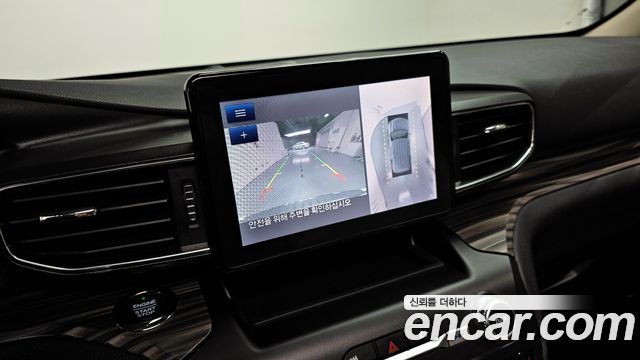 Ford Explorer 2020 — photo 16