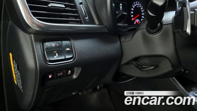 Kia K5 2016 — photo 18