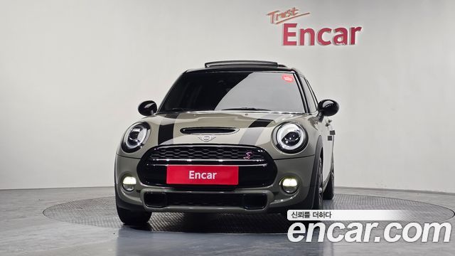 Mini Cooper 2019 — photo 3