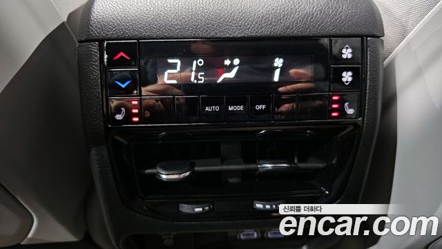 Jeep Cherokee 2021 — photo 17