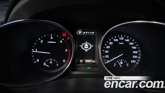 Hyundai Santafe 2017 — photo 8