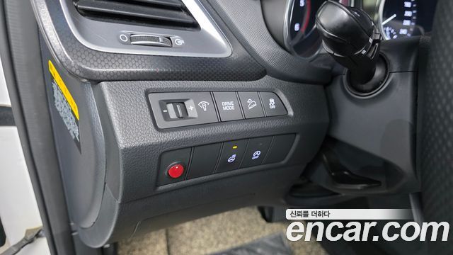 Hyundai Santafe 2017 — photo 13
