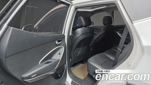 Hyundai Santafe 2017 — photo 17