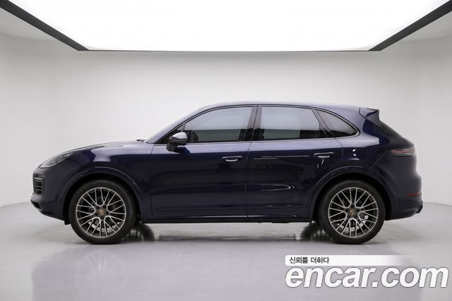 Porsche Cayenne 2019 — photo 1