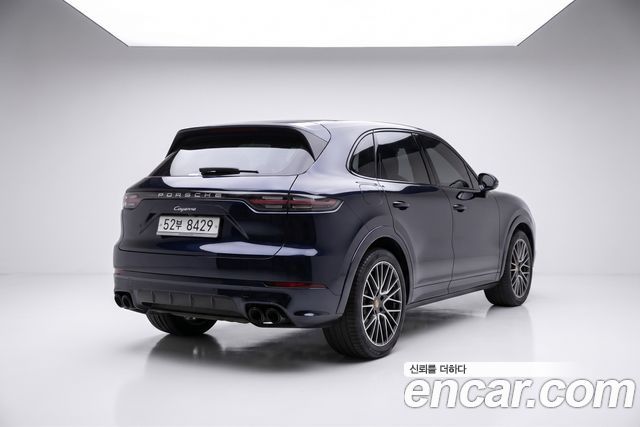 Porsche Cayenne 2019 — photo 7