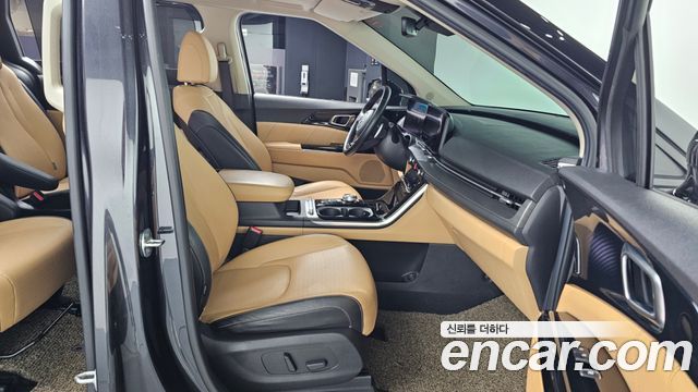 Kia Canival 2021 — photo 11