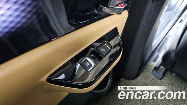 Kia Canival 2021 — photo 18