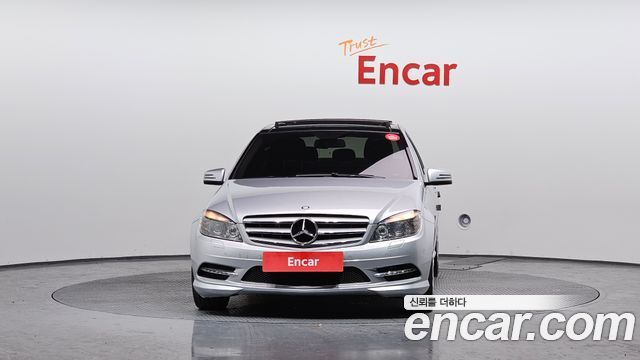 Mercedes-Benz C-Class 2011 — photo 3
