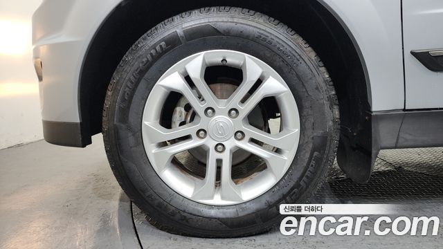 KG Mobility KORANDO 2014 — photo 5