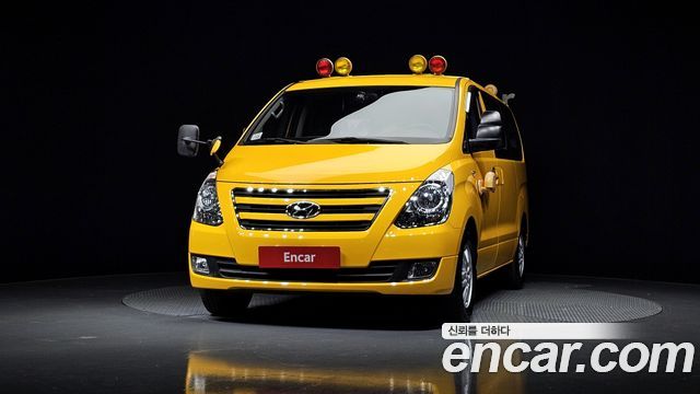 Hyundai Starex 2017 — photo 3