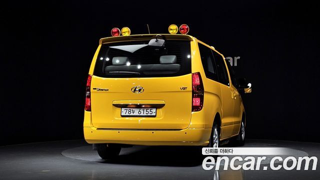 Hyundai Starex 2017 — photo 4