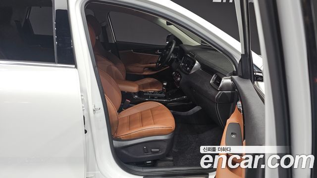 Kia Sorento 2019 — photo 12