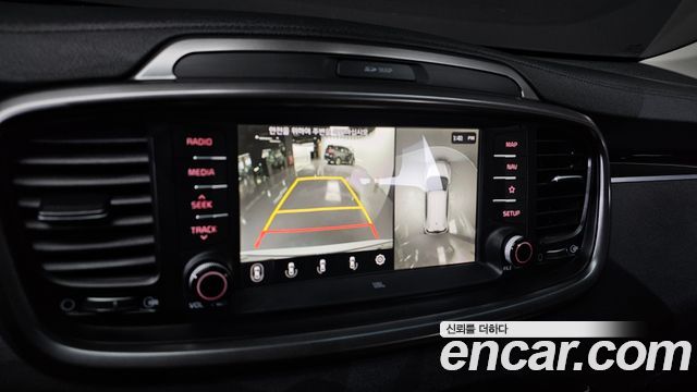 Kia Sorento 2019 — photo 17