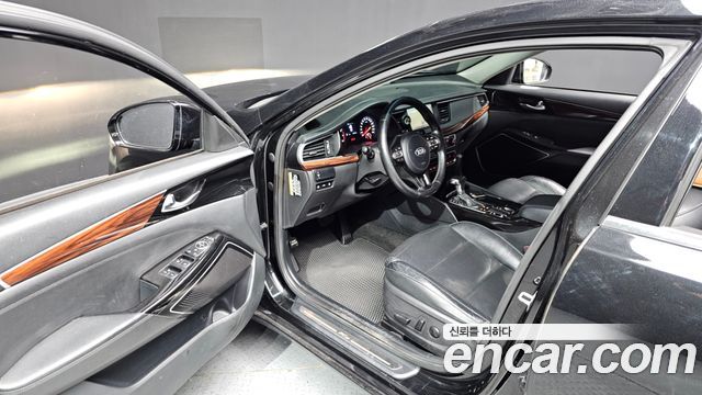 Kia K7 2016 — photo 10