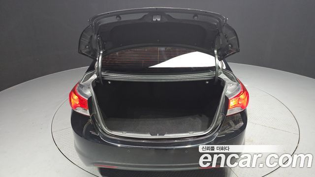 Hyundai AVANTE 2012 — photo 20