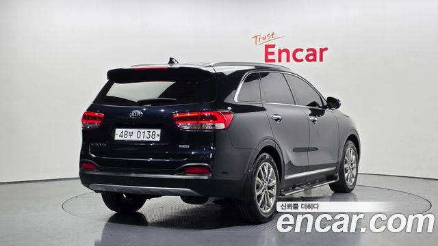 Kia Sorento 2017 — photo 2