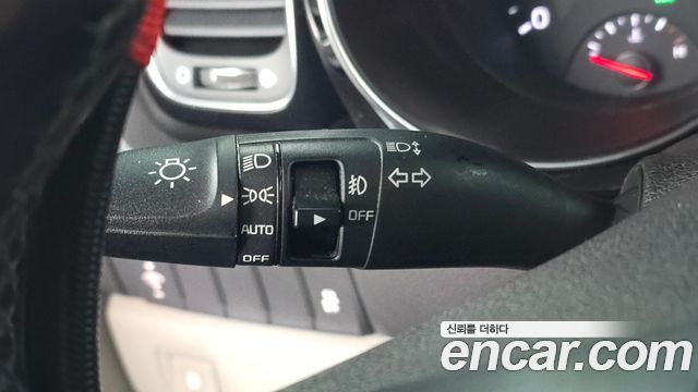 Kia Canival 2015 — photo 17