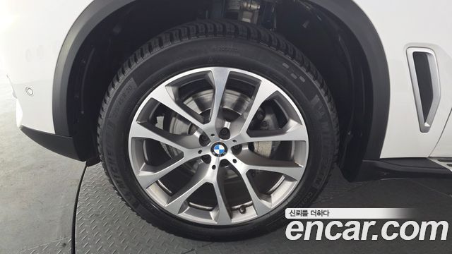 BMW X5 2019 — photo 5